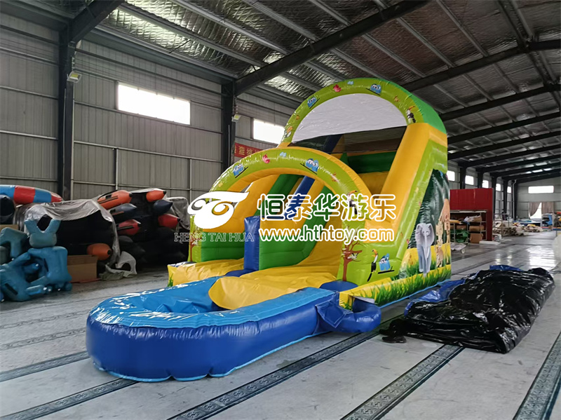<b>出口标准充气水滑梯现货供应</b>