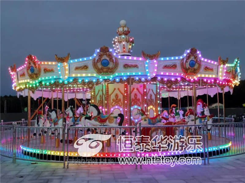 旋转木马.jpg