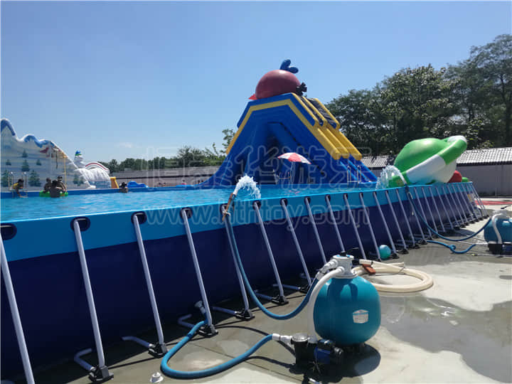 充气水上乐园给孩子带了欢乐童年